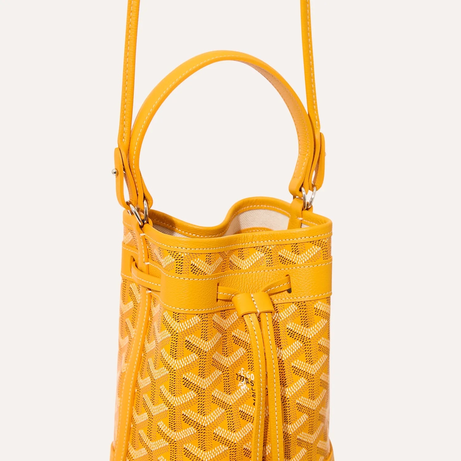 Petit Flot Mini bucket bag